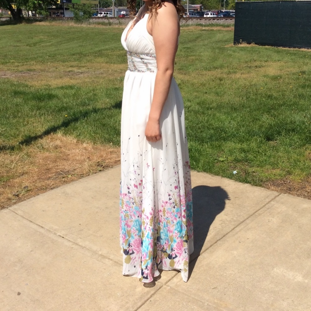 Prom Dress - Picture 3 of 4